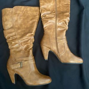 NEW Women’s Size 11w Jessica Cline Wide Calf Heeled Boots
